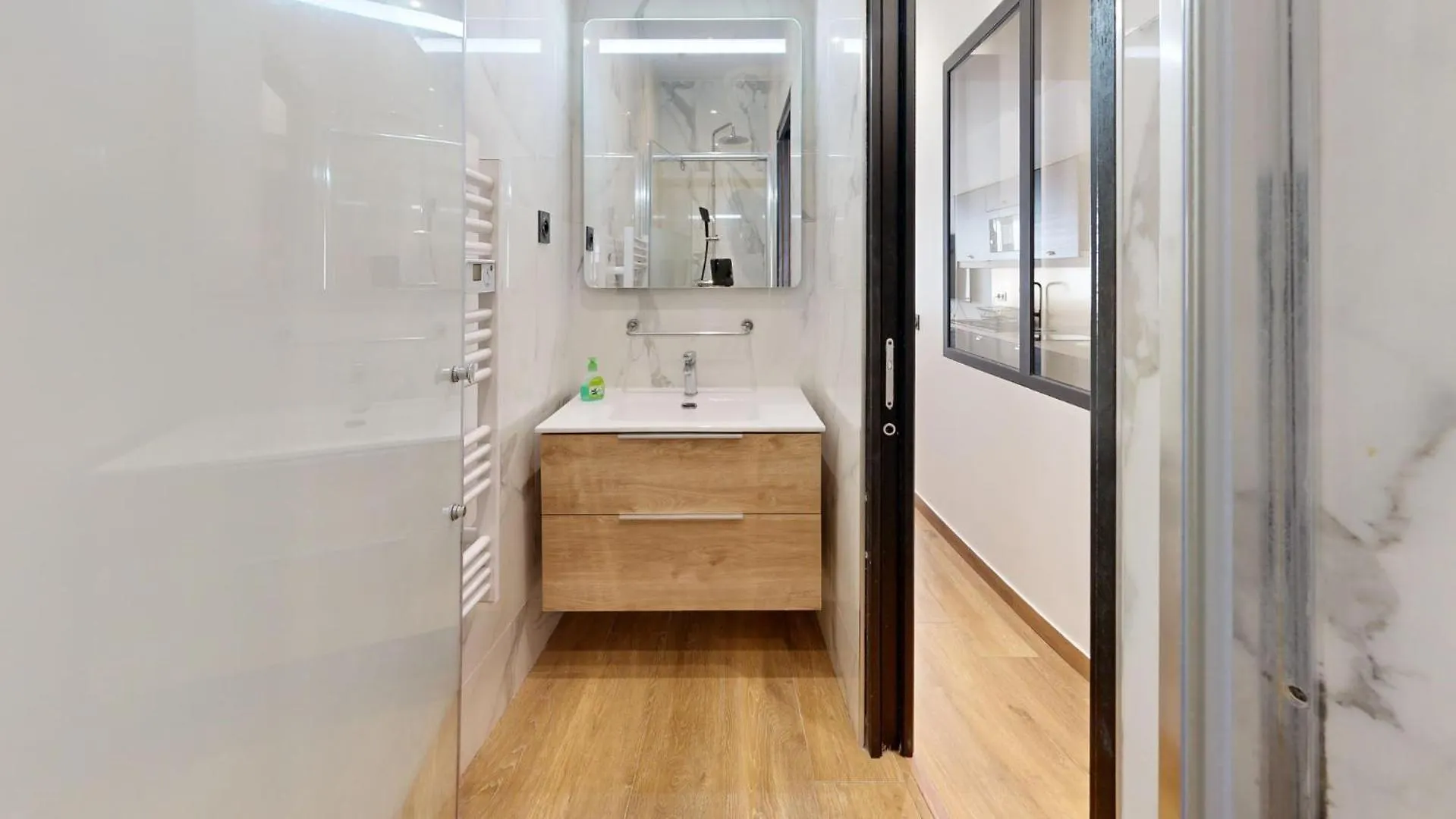Bluestay 25 - Charmant Appartement A Paris 12